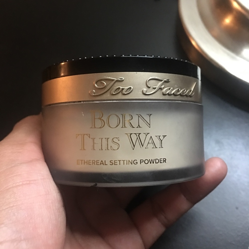 Born this way loose powder